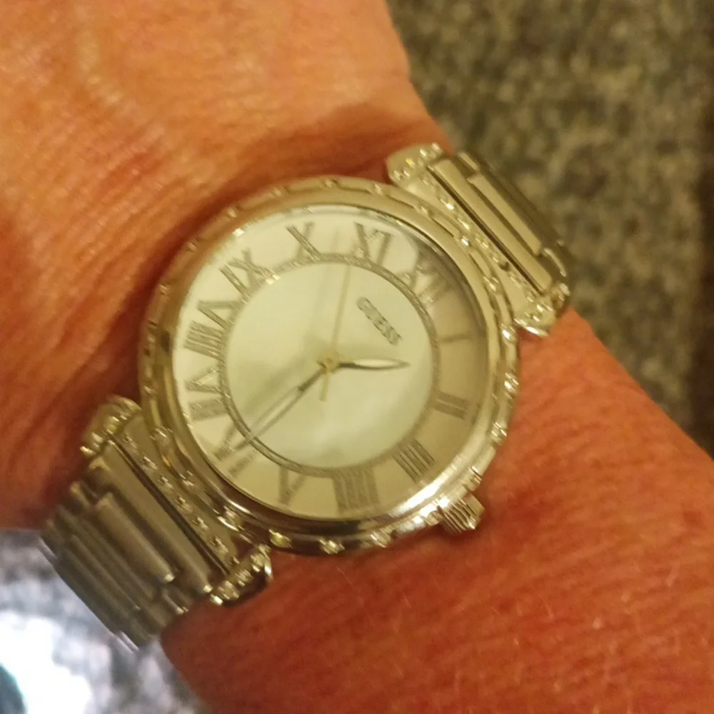 Guess South Hampton crystal and silver tone bracelet women's watch white…